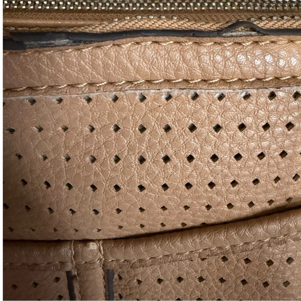 Naturalizer elegant crossbody
